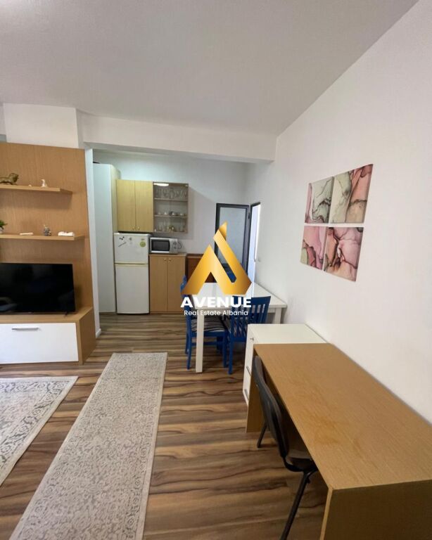 SHITET STUDIO – MUNDËSI KONVERTIMI NË 1+1, RRUGA NDRE MJEDA, ISH PARKU ,TIRANË