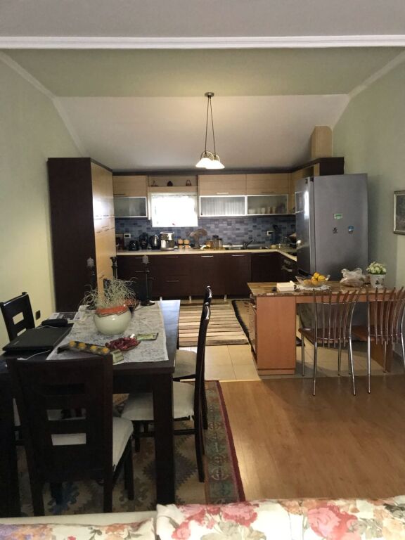 Jepet me qera apartament 1+1 Don Bosko 40.000 Leke