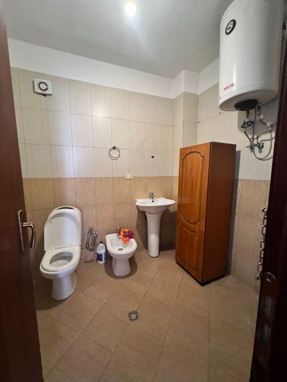 Zyre me Qera 110m2 ne Astir