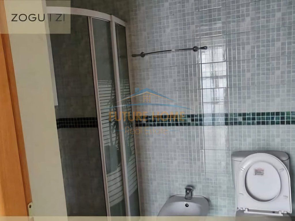 Qira, Ambient Biznesi, Zogu i Zi, Tiranë