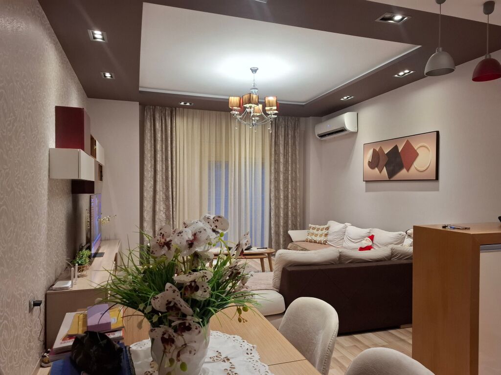 FOR SALE APARTMENT 3+1 GJIROKASTER