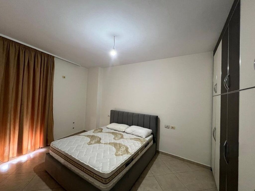 Appartamento 2+1 in affitto nella zona dietro Globi, disponibile con posto auto