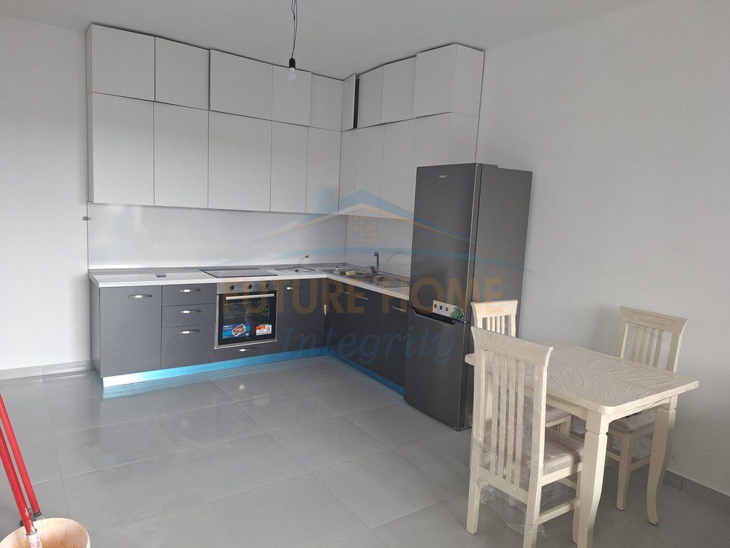 Affitto, Appartamento 2+1+2, Via 5 Maji, Tirana.