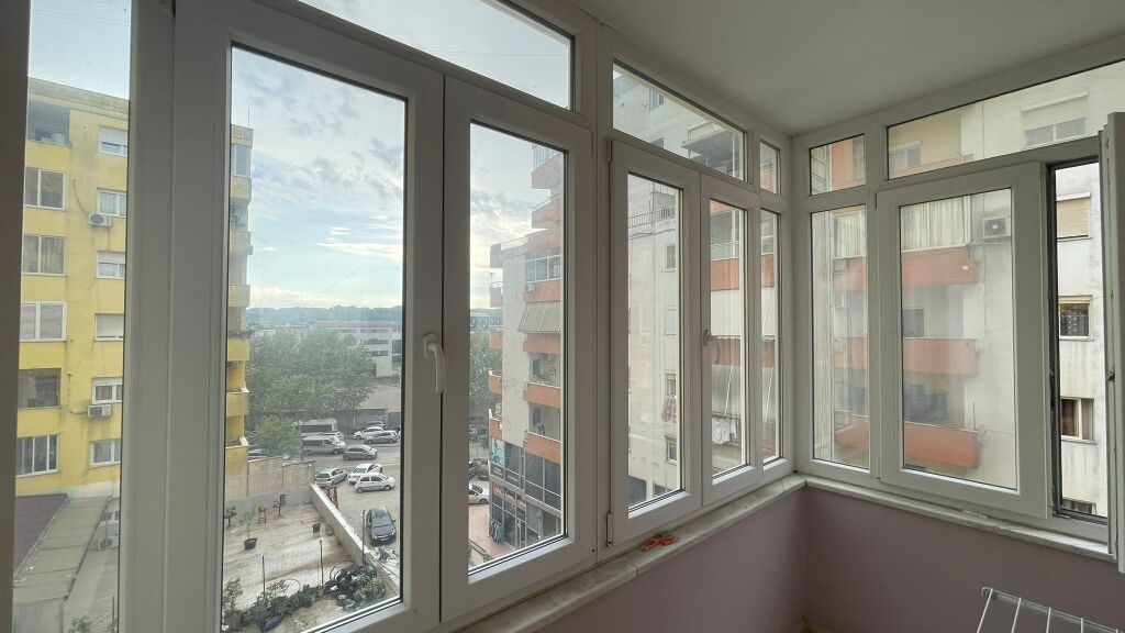 Affittasi appartamento 1+1, vicino a Casa Italia.