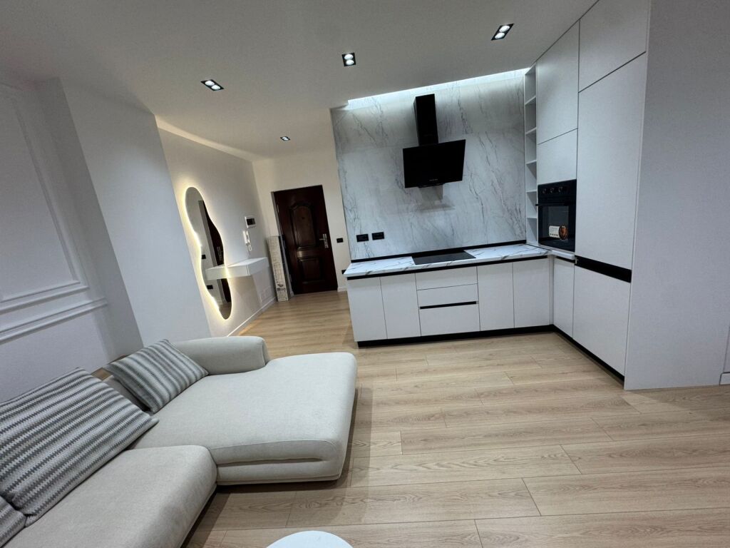 APARTMENT 1+1 FOR SALE – CENTER, DURRËS