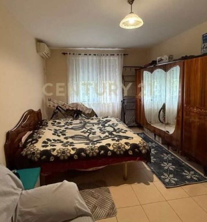 VENDESI APPARTAMENTO 3+1