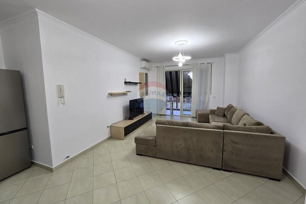 Apartament - Për Shitje - Rruga Don Bosko, Tiranë
