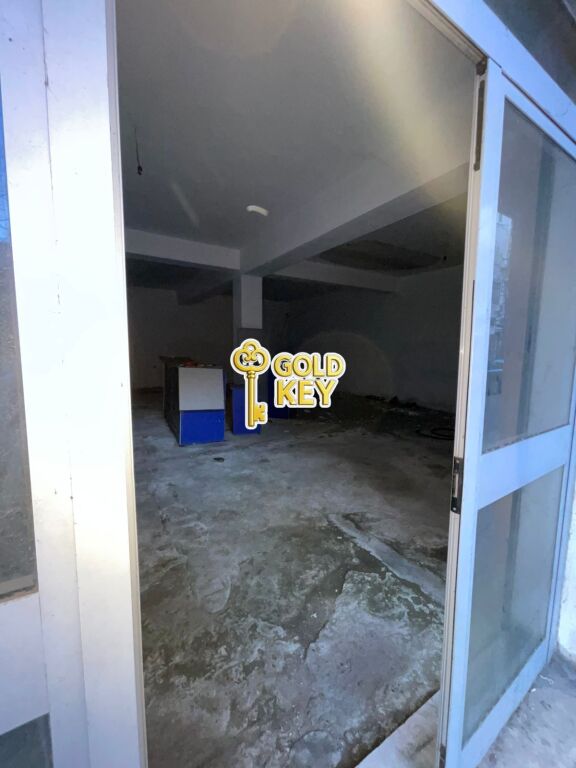 🏢 EXCLUSIVE OPEN SPACE FOR RENT – Markata, Durrës, Main street