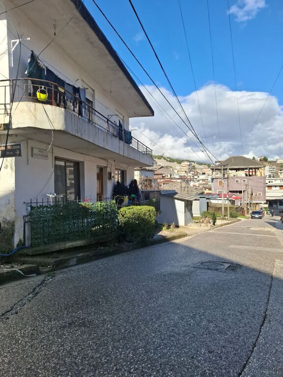 RESIDENTIAL BUILDING FOR SALE IN GJIROKASTER