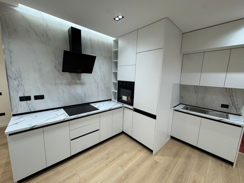 APARTMENT 1+1 FOR SALE – CENTER, DURRËS