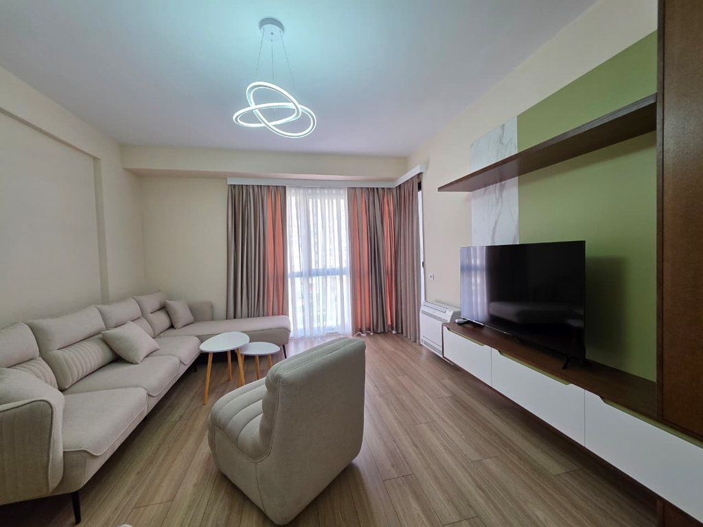 Qera apartament 1+1 unaza e re