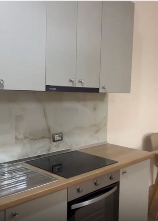 Apartament 1+1 perballe Kompleksit Delijorgji