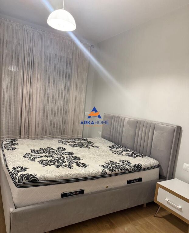 APPARTAMENTO IN AFFITTO 2+1+BALCONE "VIA STAVRI THEMELI, VICINO A GLOBE, VIA KAVAJA" 65000 LEKE