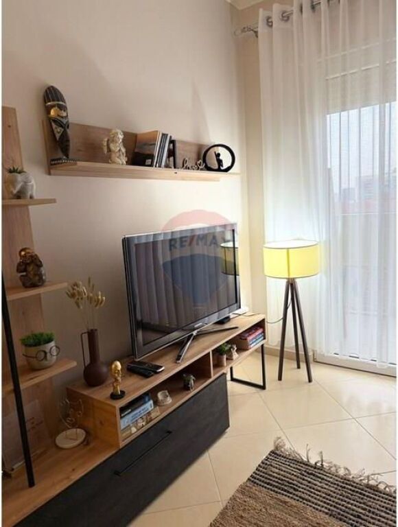 APARTAMENT 1+1 PER QIRA RRUGA KAVAJES