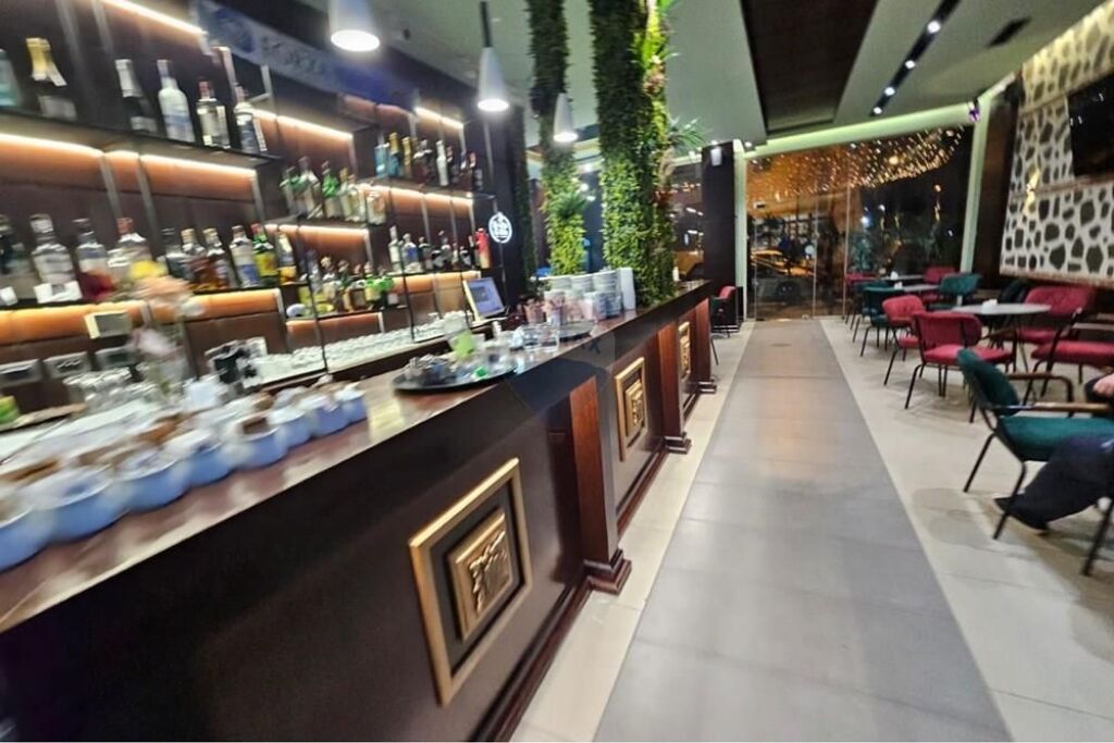Bar/Caffè - In Vendita - Viale Migjeni, Tirana