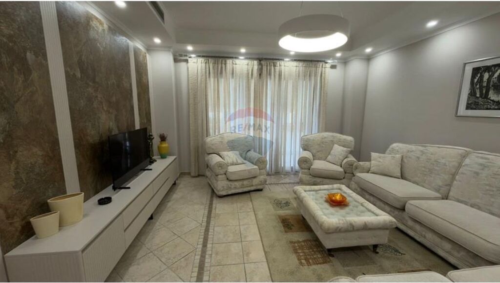 Apartament 2+1 per qira, Liceu Artistik
