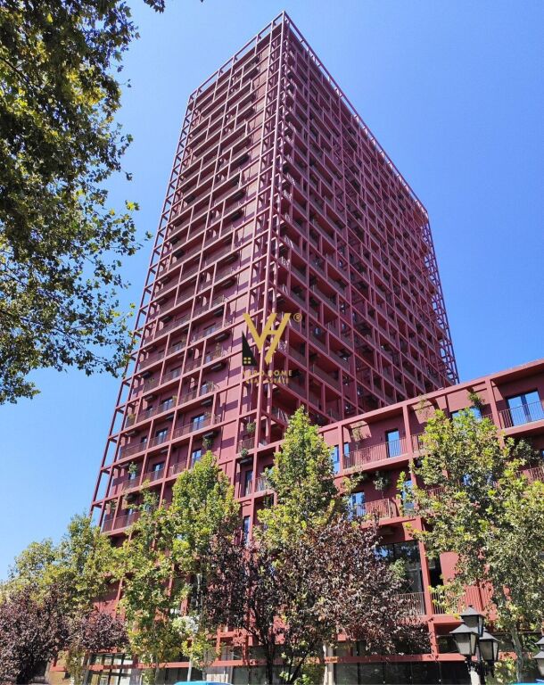 JEPET ZYRE 126 M2 ME QERA TE GARDEN BUILDING, RR.KAVAJES 3.000 EURO