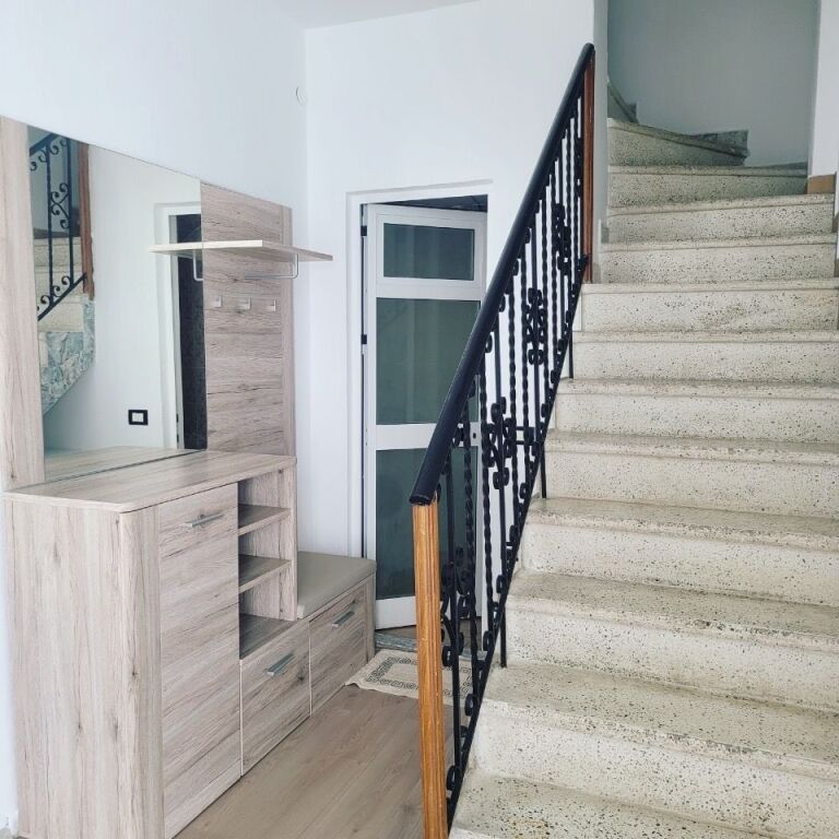 Appartamento duplex in affitto ad Ali Dem vicino a Kushtrimi i Lirise