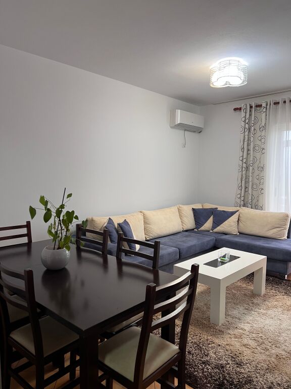 Apartament 550 euro 2+1