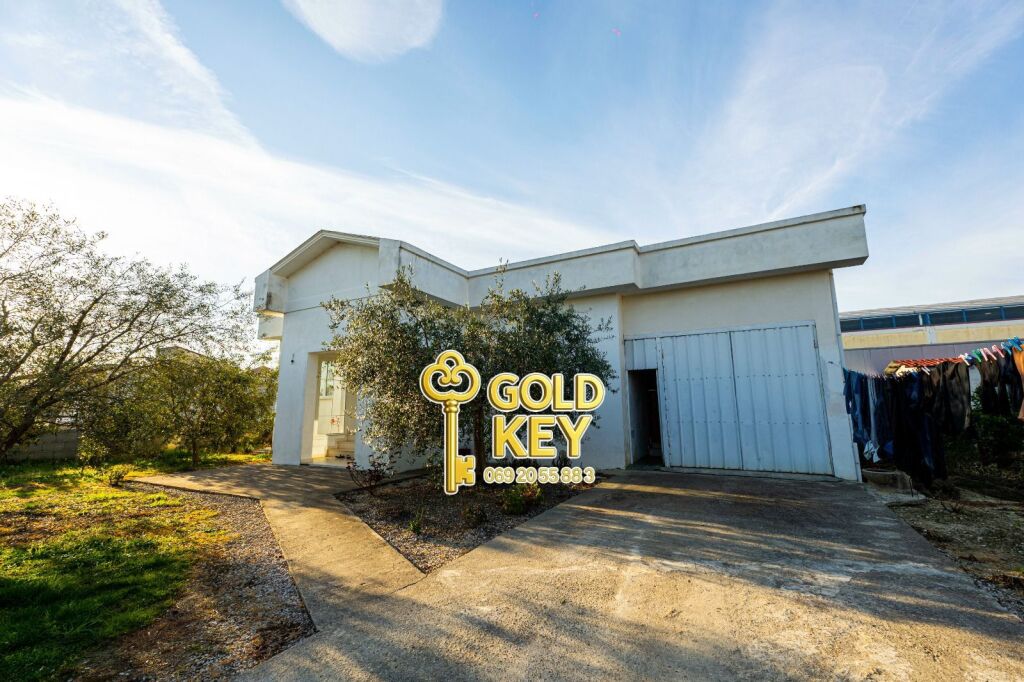 🏡 Villa di 1 piano in vendita a Xhafzotaj – Investimento ideale per una vita confortevole!