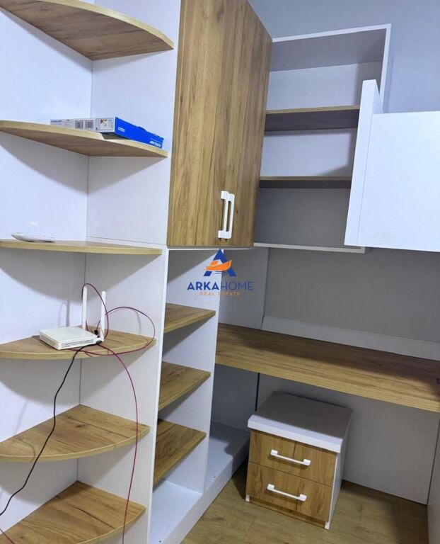 APPARTAMENTO IN AFFITTO 2+1+BALCONE "VIA STAVRI THEMELI, VICINO A GLOBE, VIA KAVAJA" 65000 LEKE