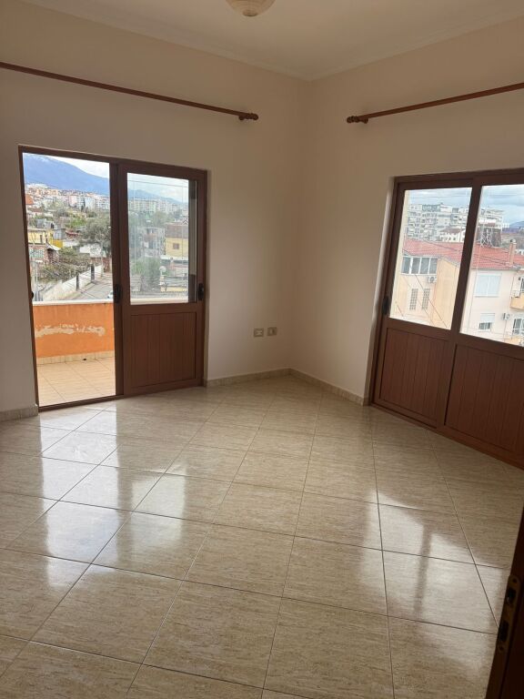 🏡 Apartment 3+1+2 for rent – Fresk, Shefqet Kuka St.