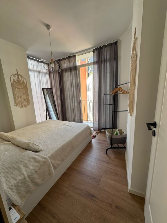 2 Apartament 1+1 per qira tek Rruga e Durresit.