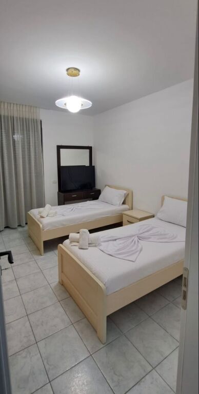 🏡 APARTAMENT ME QERA  2+1+2  Lagja 1 Vollga