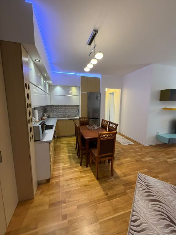 Jepet me Qira Apartament 2+1+2 – Kopshti Botanik