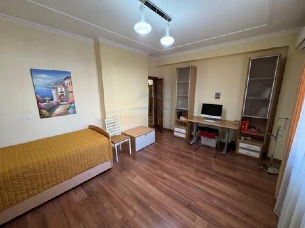 For sale, Apartment 2+1+2, Blloku