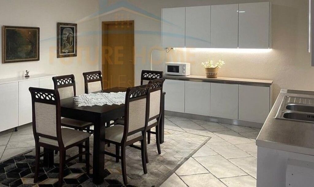 Affitto, Appartamento 2+1, Via Qemal Stafa, Tirana