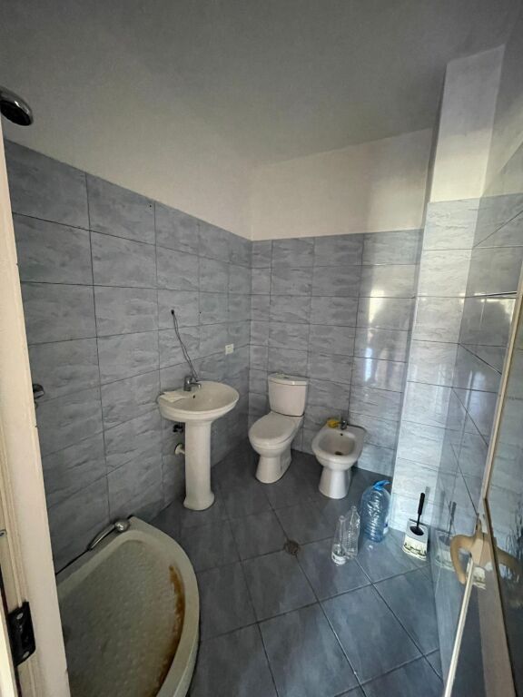 SHITET 2+1 + Verande  📍Vala Park Lagja 18, 