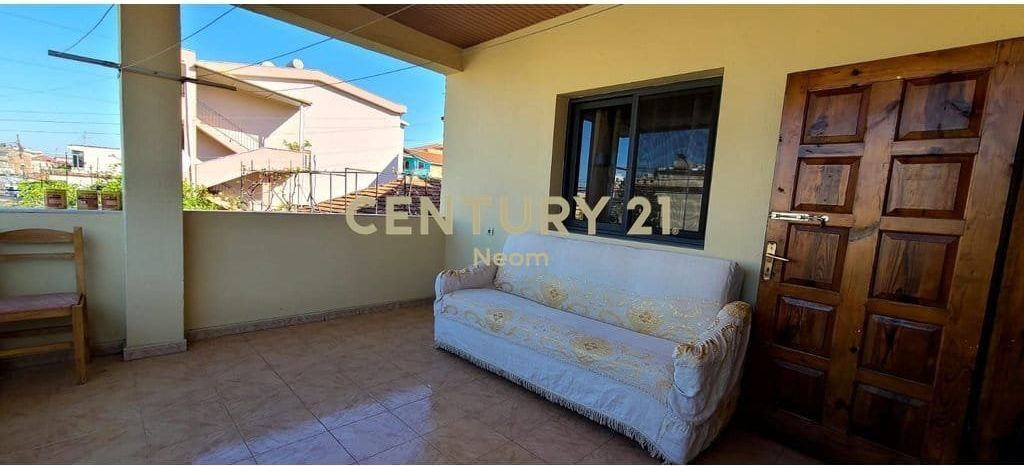 Jepet shtepi private 2+1 tek Rr. Jordan Misja! 650 € /Muaj