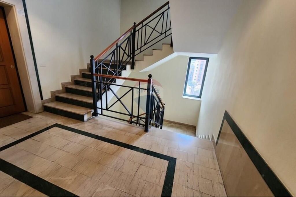 Apartament 3+1+1 Poste P te Rr e Bogdaneve!
