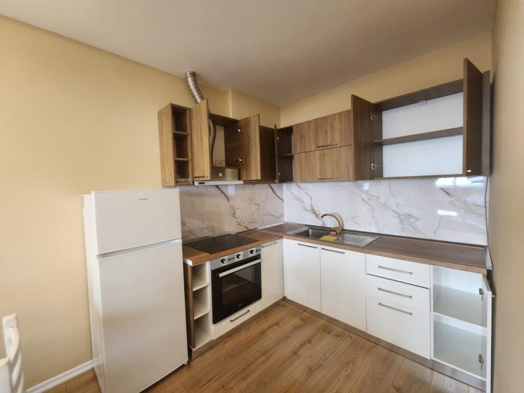 Appartamento 1+1 in affitto presso ISH URT a Durres