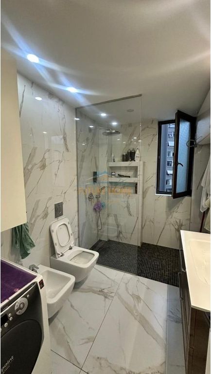 Apartment 2+1 for sale Elbasanit Street, Tirana