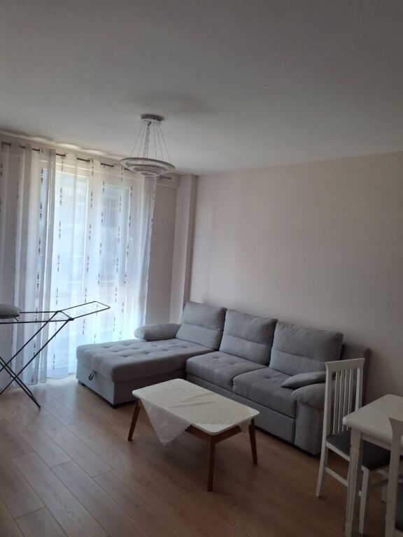 Apartament 2+1 me qira ishe Fusha e Aviacionit