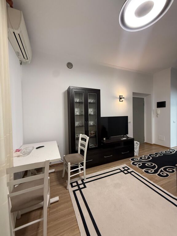 🏠AFFITTASI Appartamento 1+1 📍Via Durazzo 💶Prezzo: 700€