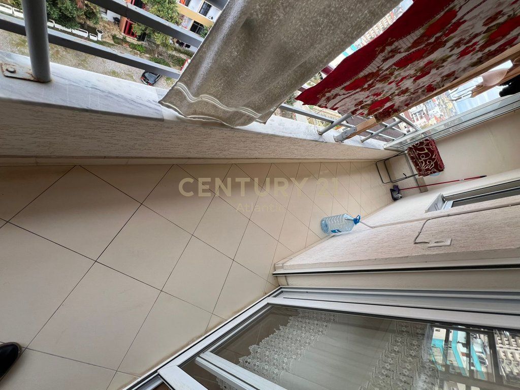 SHITET APARTAMENT 2+1+2 TUALETE NE PLAZH ILIRIA !