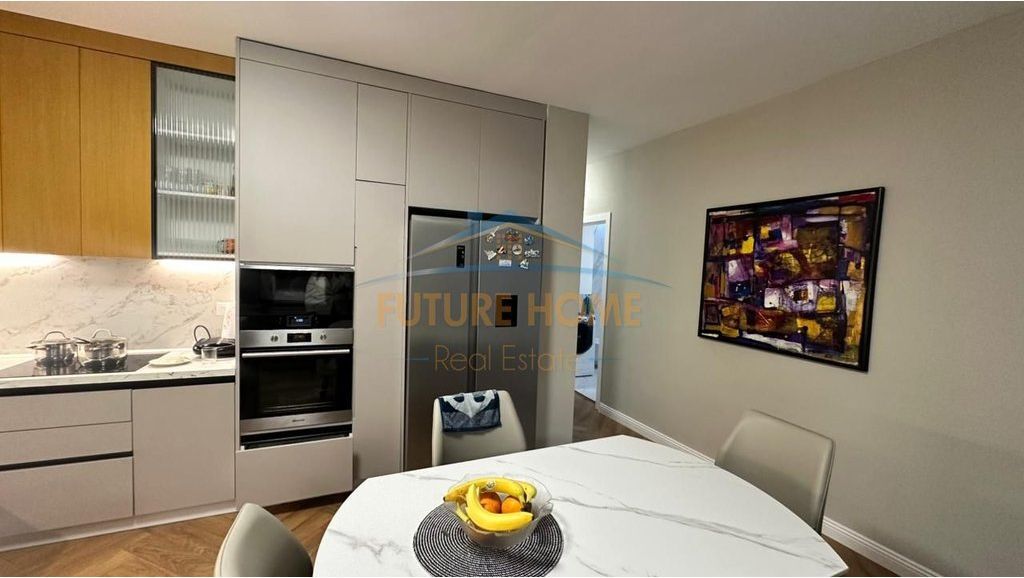 For sale, Apartment 2+1, Elbasan Street, Tirana