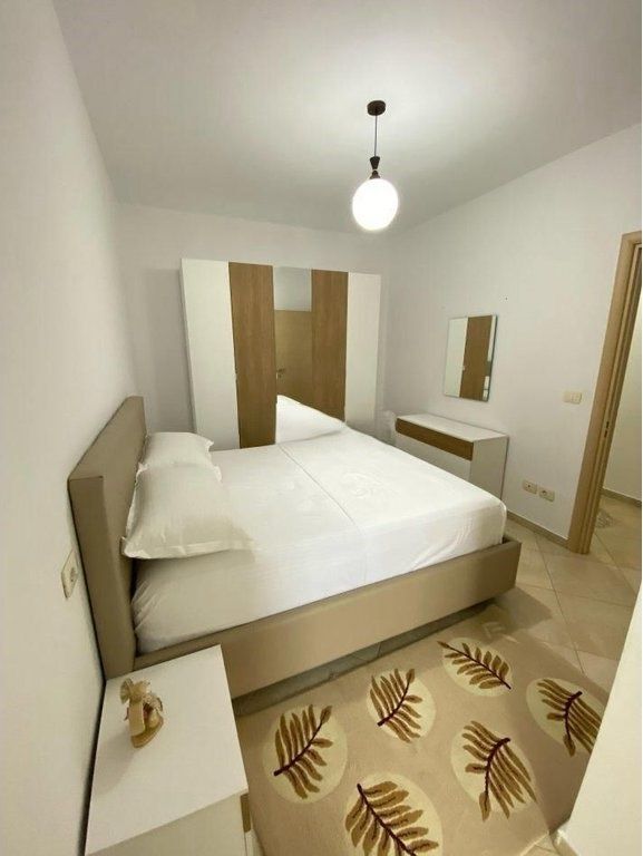 Apartament 2+1 me Qira pranë Hotel Marinaj, Unaza e Re!