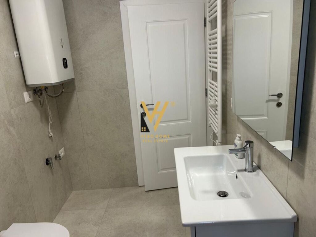 JEPET APARTAMENT 1+1 ME QERA TE RRUGA ELBASANIT 55.000 LEKE