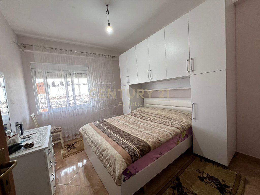 SHITET APARTAMENT 2+1+2 TUALETE NE PLAZH ILIRIA !