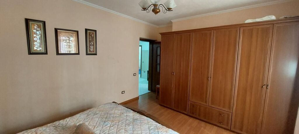 Apartament 1+1 ne qira Pazari i Ri