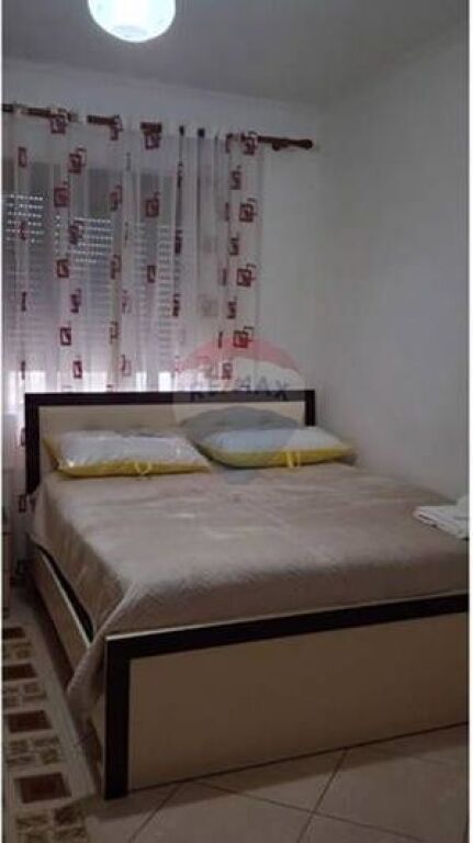 !!!Appartamento - In Affitto - Via Elbasanit, Tirana!!!