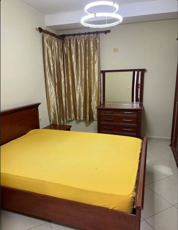 Jepet me qira apartament 1+1 në zonën e Astirit, në një pallat të ri,  
