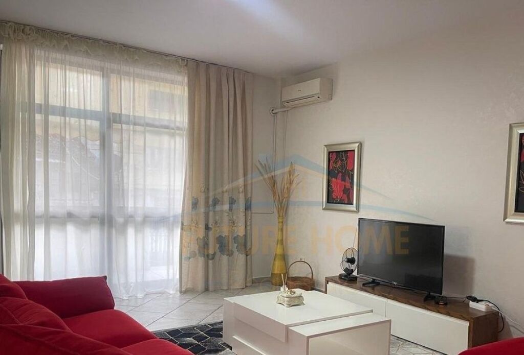 Affitto, Appartamento 2+1, Via Qemal Stafa, Tirana