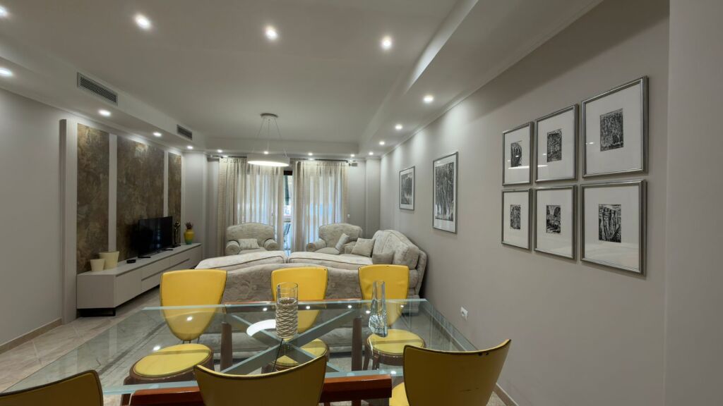 Apartament 2+1 per qira , Liceu Artistik, Stadiumi Air Albania