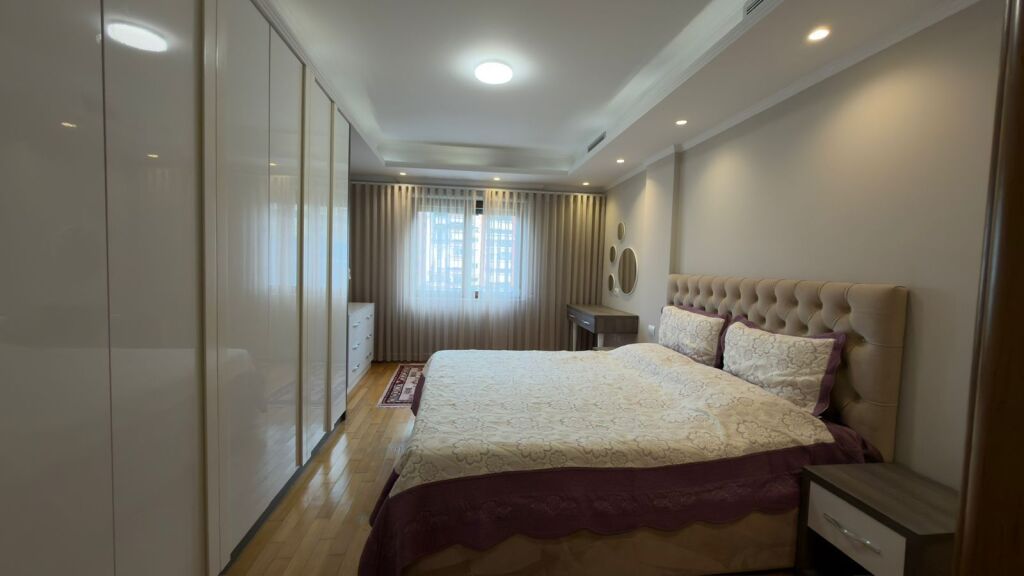Apartament 2+1 per qira , Liceu Artistik, Stadiumi Air Albania