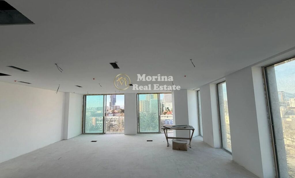 Shitje | Ambjent Biznesi | Downtown One | 640000 €
